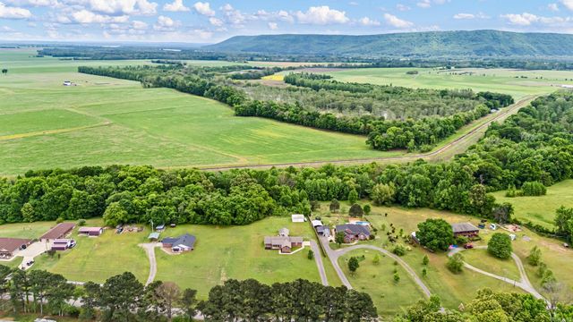 4546 S Sr 105 Highway, Atkins, AR 72823