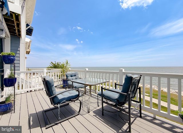 8183 WINDWARD KEY DR, Chesapeake Beach, MD 20732