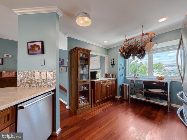 8183 WINDWARD KEY DR, Chesapeake Beach, MD 20732