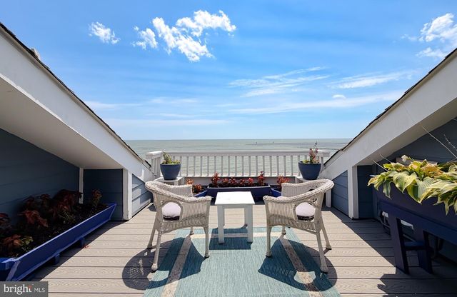 8183 WINDWARD KEY DR, Chesapeake Beach, MD 20732
