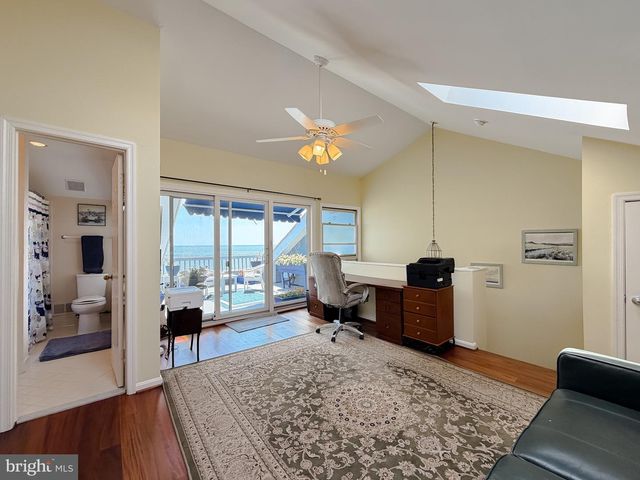 8183 WINDWARD KEY DR, Chesapeake Beach, MD 20732
