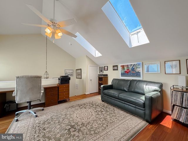 8183 WINDWARD KEY DR, Chesapeake Beach, MD 20732