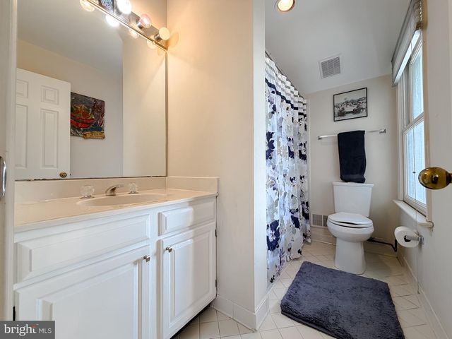 8183 WINDWARD KEY DR, Chesapeake Beach, MD 20732