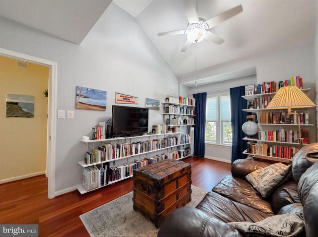 8183 WINDWARD KEY DR, Chesapeake Beach, MD 20732