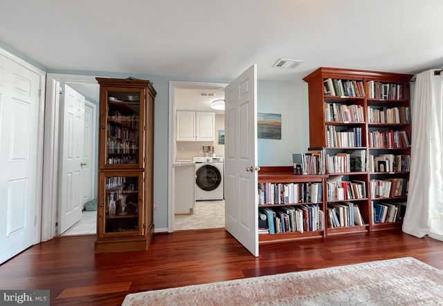 8183 WINDWARD KEY DR, Chesapeake Beach, MD 20732