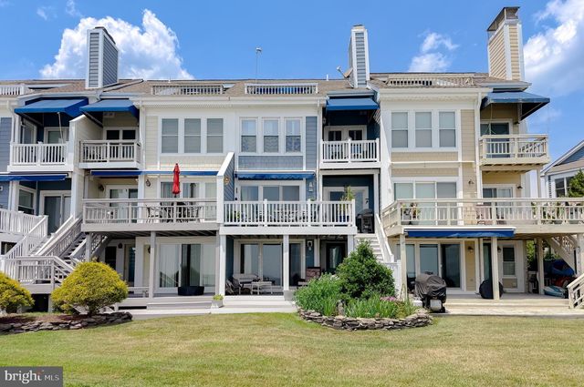 8183 WINDWARD KEY DR, Chesapeake Beach, MD 20732