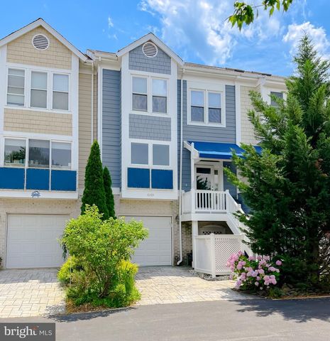 8183 WINDWARD KEY DR, Chesapeake Beach, MD 20732