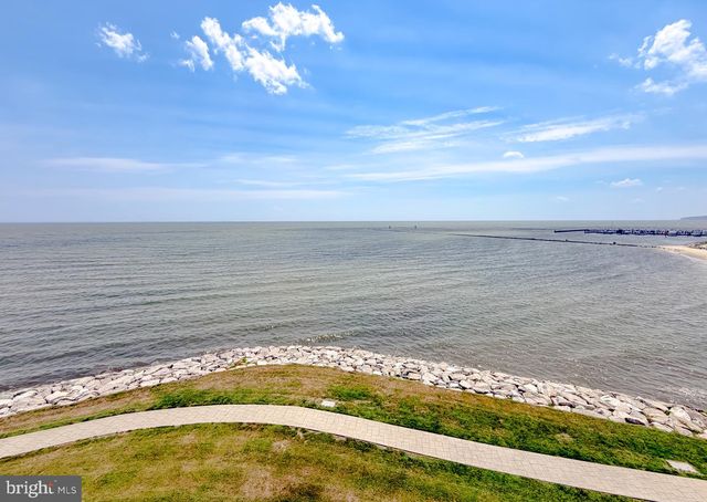 8183 WINDWARD KEY DR, Chesapeake Beach, MD 20732