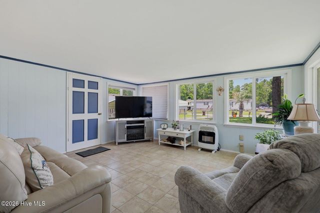 103 Pine Ridge Court, Hampstead, NC 28443