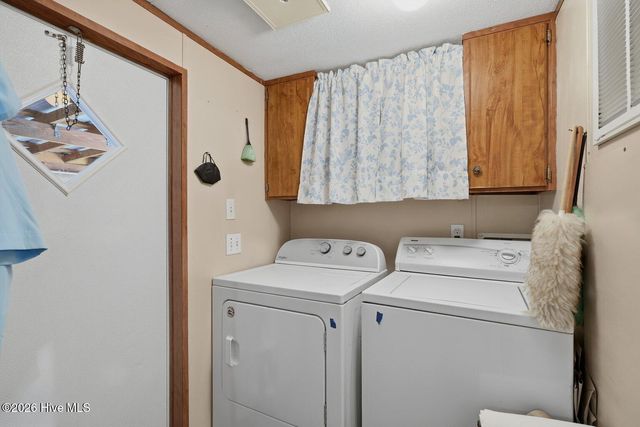 103 Pine Ridge Court, Hampstead, NC 28443