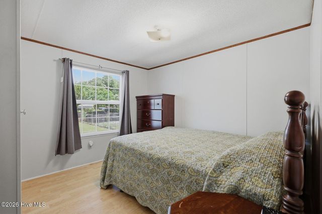 103 Pine Ridge Court, Hampstead, NC 28443