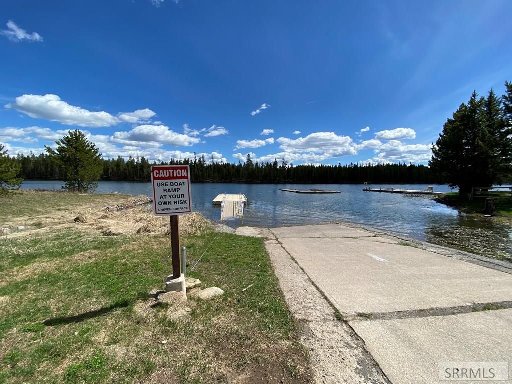 Image 4 of property listing at 3797 Lodgepole Lane, Island Park, ID 83429