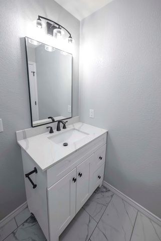 1604 N N St, Midland, TX 79705