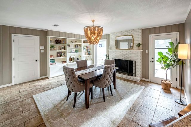 1604 N N St, Midland, TX 79705