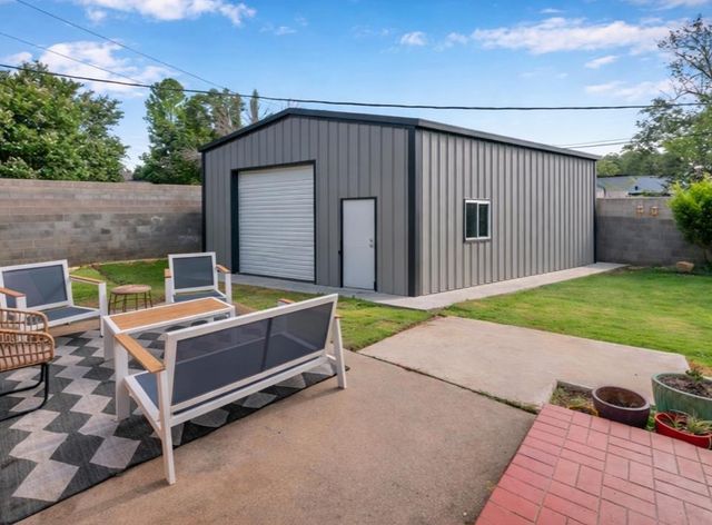 1604 N N St, Midland, TX 79705