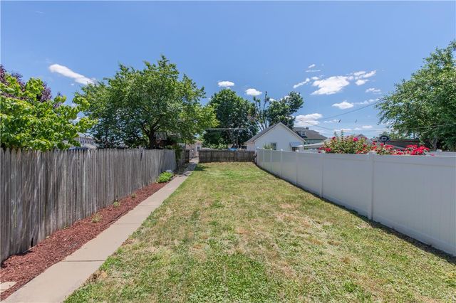 2428 Sycamore Street, Easton, PA 18042