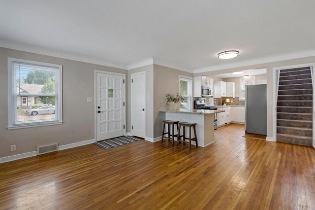 7512 Emerson Avenue S, Richfield, MN 55423
