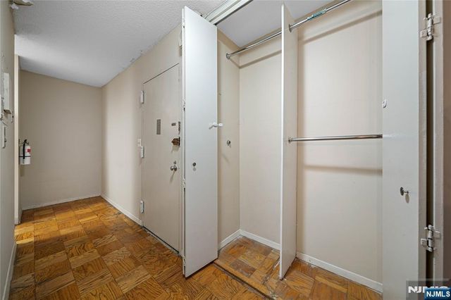 7000 Boulevard East 11E, Guttenberg, NJ 07093