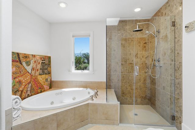 125 Martha Court, Corrales, NM 87048
