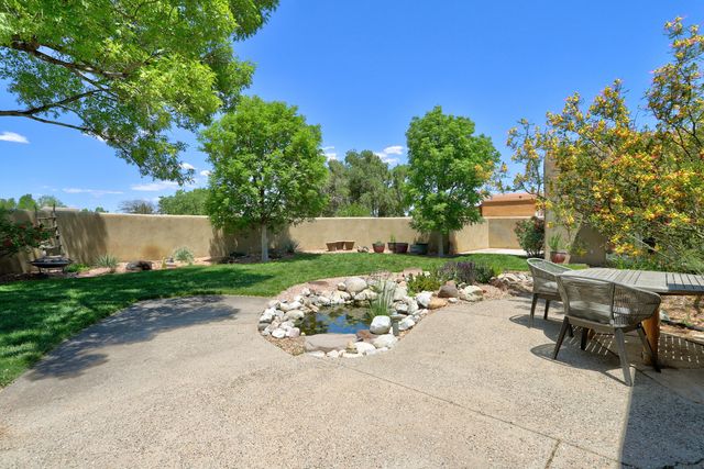 125 Martha Court, Corrales, NM 87048
