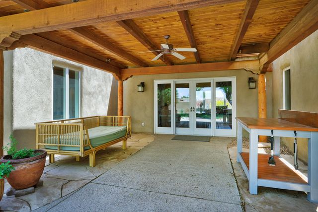 125 Martha Court, Corrales, NM 87048