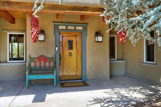 125 Martha Court, Corrales, NM 87048