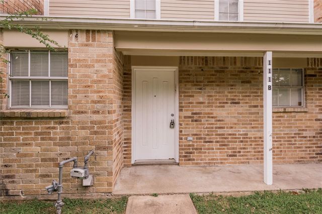 111B Normal Park Drive B, Huntsville, TX 77320