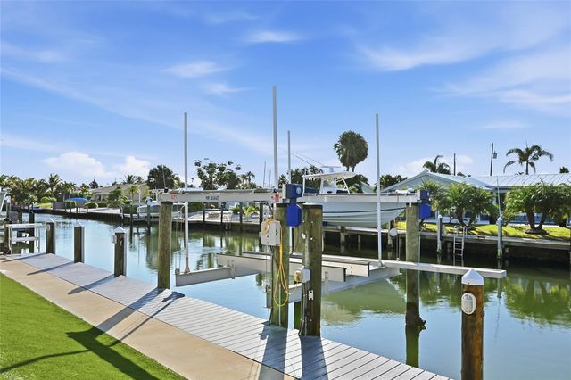 628 DUNDEE LANE, Holmes Beach, FL 34217