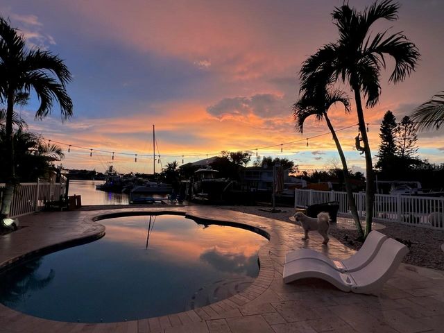 14162 W PARSLEY DRIVE, Madeira Beach, FL 33708