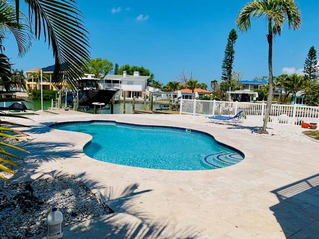 14162 W PARSLEY DRIVE, Madeira Beach, FL 33708
