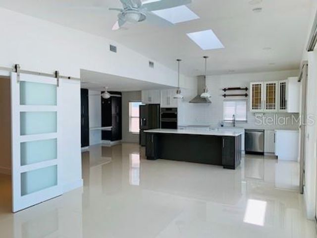 14162 W PARSLEY DRIVE, Madeira Beach, FL 33708