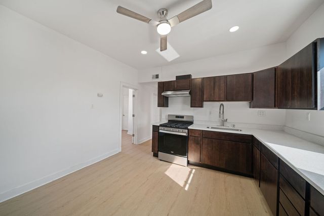624 N Monticello Avenue 2, Chicago, IL 60624
