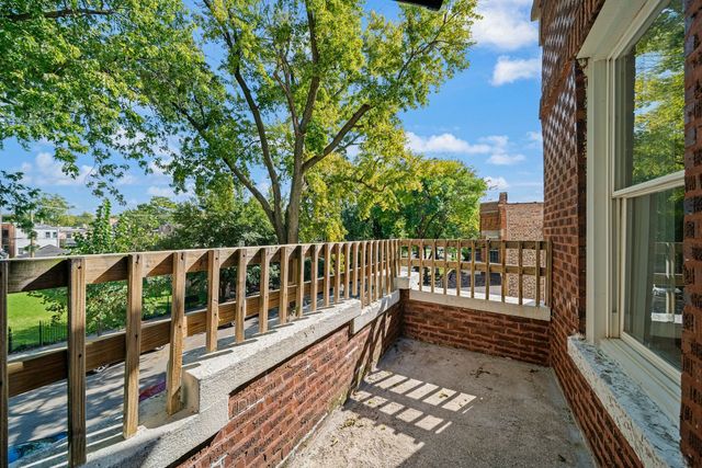 624 N Monticello Avenue 2, Chicago, IL 60624