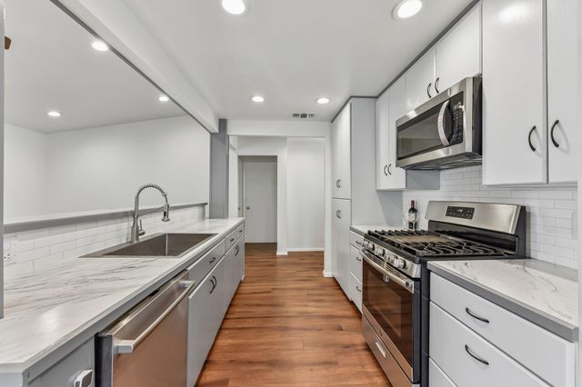 1204 Glen CV, Round Rock, TX 78681