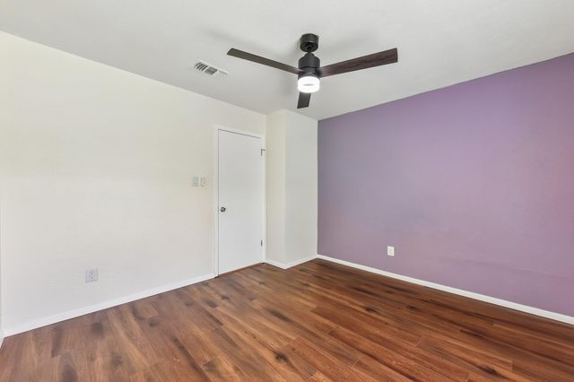 1204 Glen CV, Round Rock, TX 78681