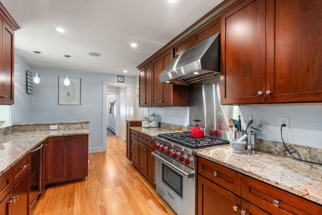 1 Hay Road, Belmont, MA 02478