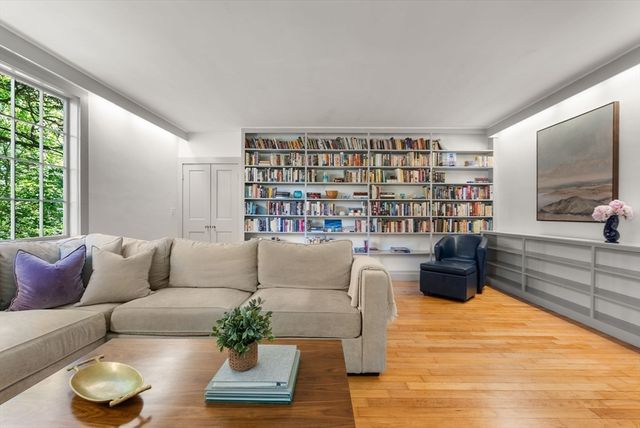 1 Hay Road, Belmont, MA 02478