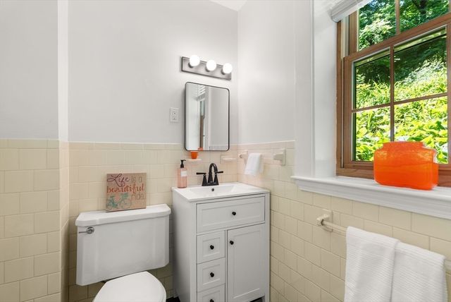 1 Hay Road, Belmont, MA 02478