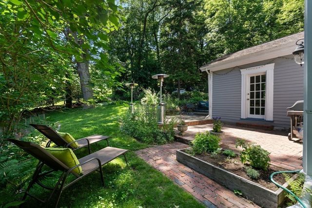 1 Hay Road, Belmont, MA 02478