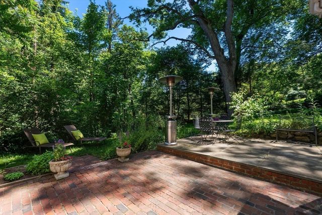 1 Hay Road, Belmont, MA 02478