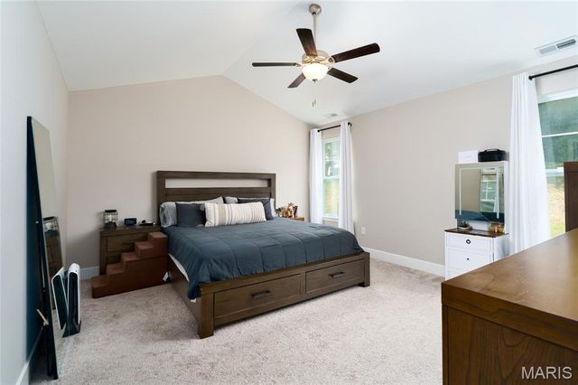 327 Star Lane, Glen Carbon, IL 62034