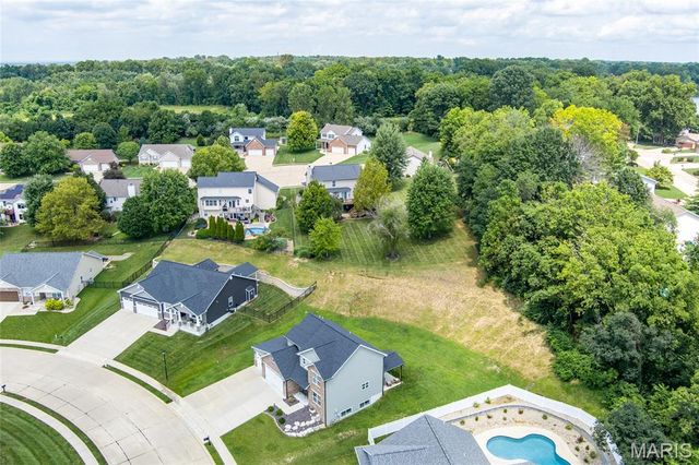 327 Star Lane, Glen Carbon, IL 62034