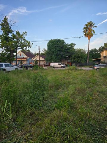 2107 Hardy Street, Houston, TX 77026
