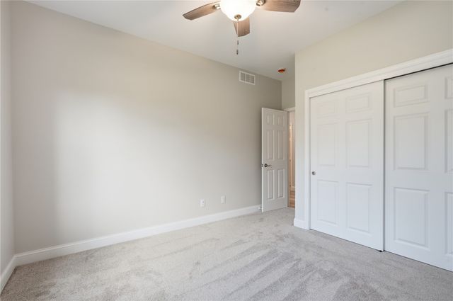 2416 Kestrel Drive SE, Cedar Rapids, IA 52403