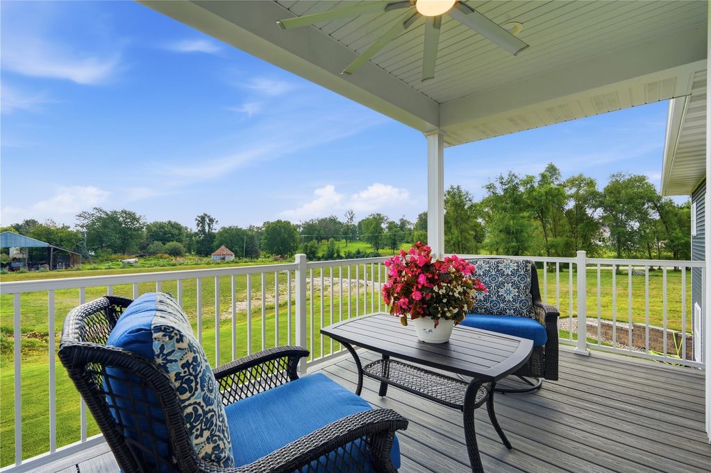 2416 Kestrel Drive SE, Cedar Rapids, IA 52403