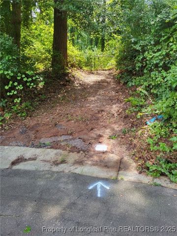 Woodleaf Lane, Fayetteville, NC 28303