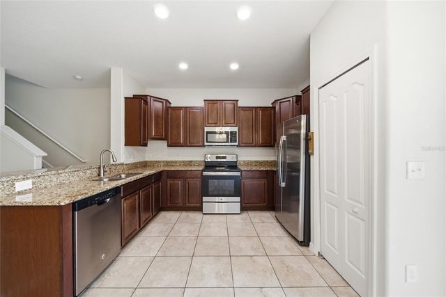 1720 IVORY GOOSE PLACE, Ruskin, FL 33570