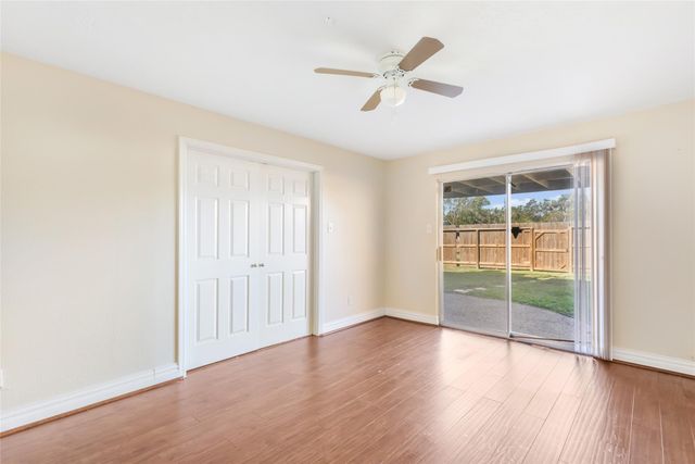 5902 Arncliffe Drive, Houston, TX 77088