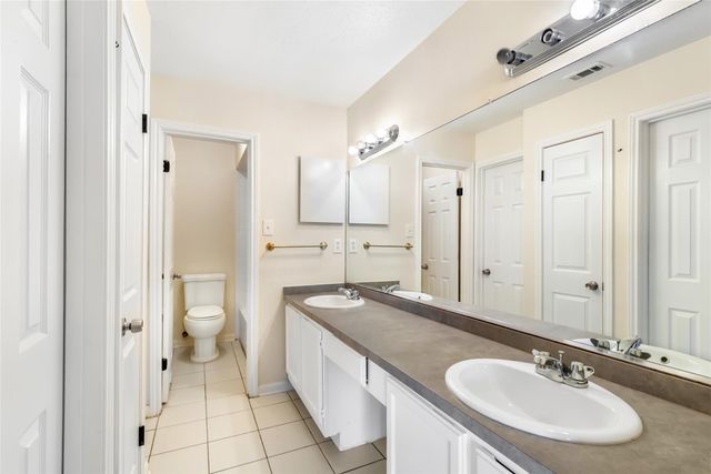 5902 Arncliffe Drive, Houston, TX 77088