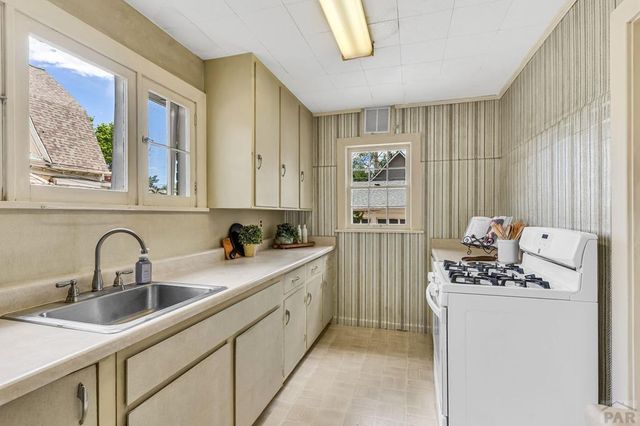920 Harrison Ave, Canon City, CO 81212